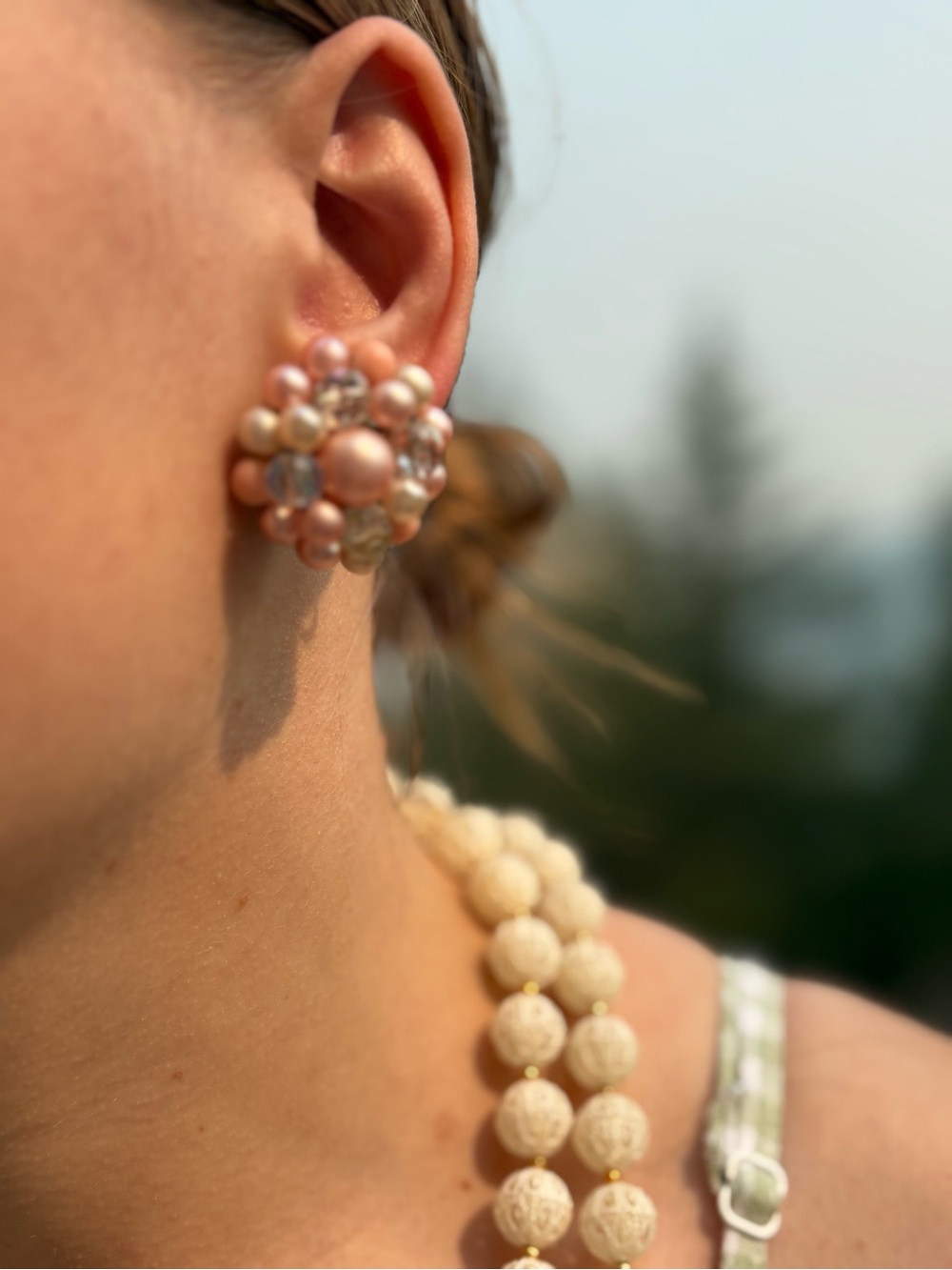 Ladies Vintage Cluster Faux Pearl Clip On Earrings